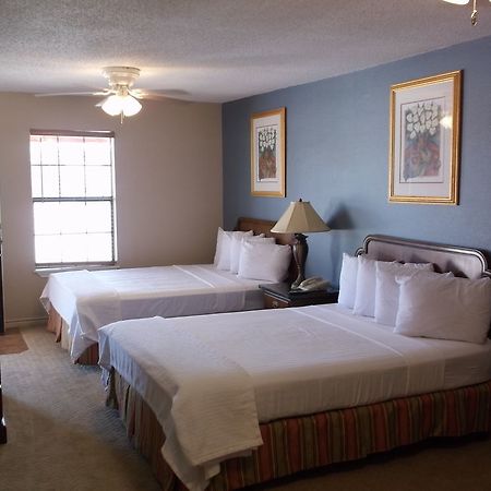 Four Horseman Travel Lodge Pilot Point Exterior photo